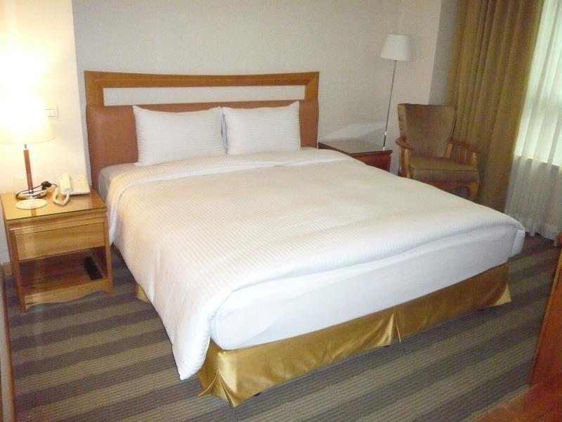 Kai Du Hotel Чжунлі Екстер'єр фото