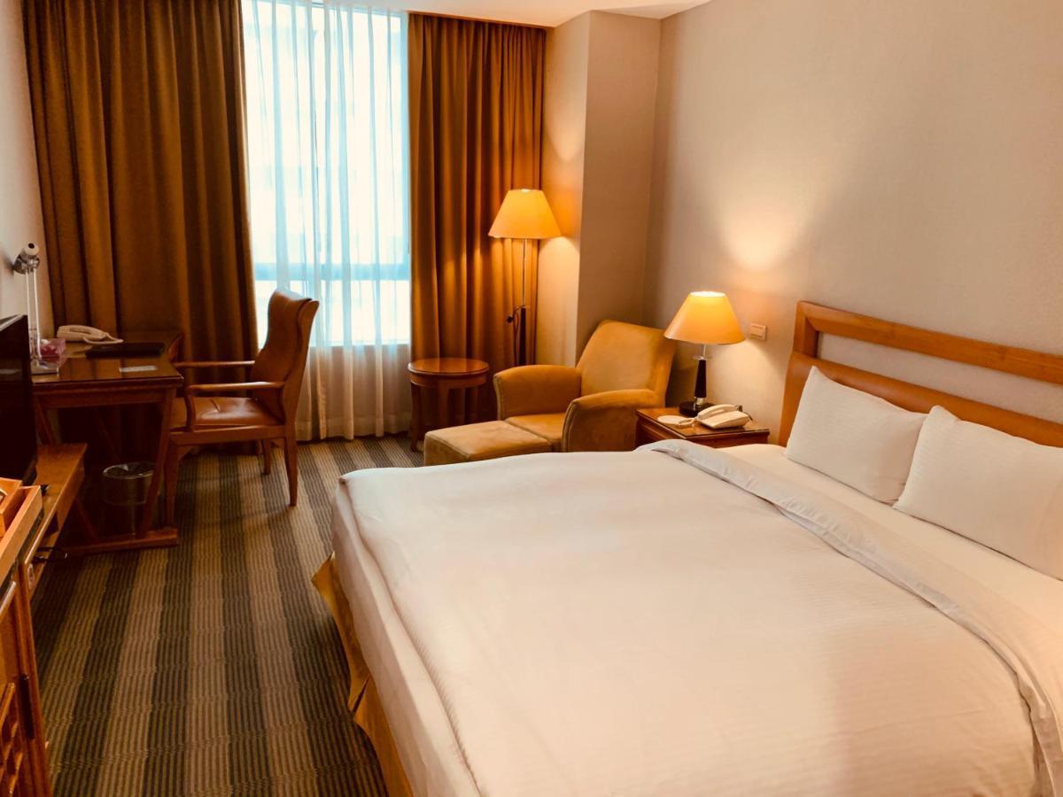 Kai Du Hotel Чжунлі Екстер'єр фото